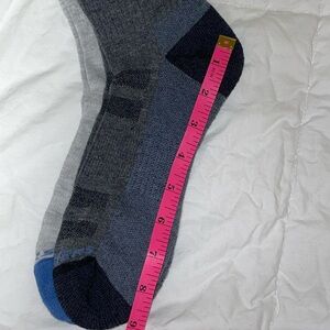 NWOT 2 pair Sketchers Gray and Blue Hiking Socks